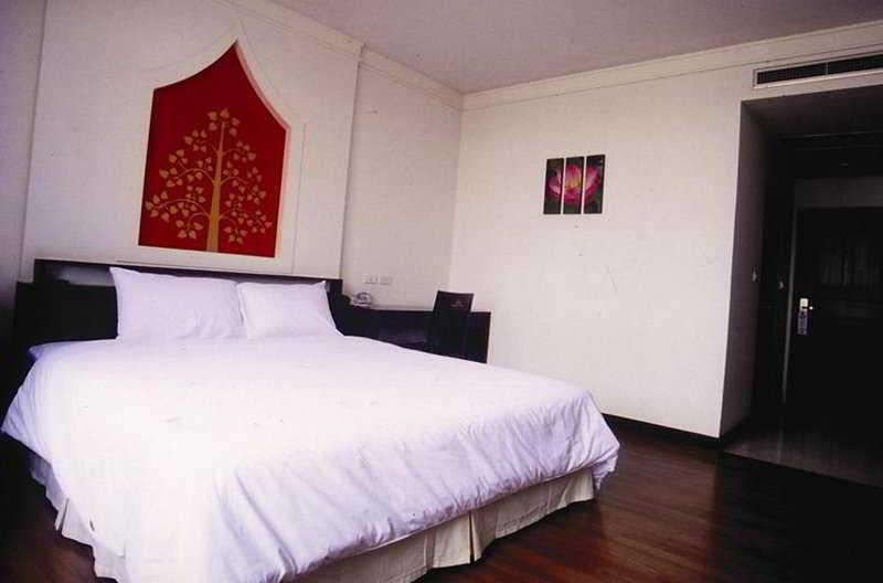 Ayutthaya Grand Hotel Buitenkant foto